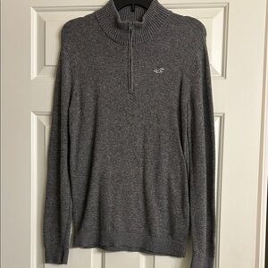 Hollister Men’s Gray Half-Zip Sweater Size S